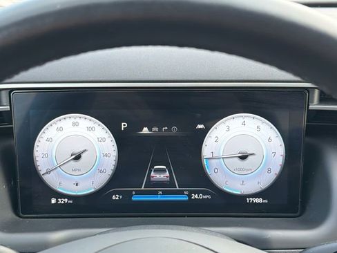 Used 2023 Hyundai Santa Cruz Limited image 12