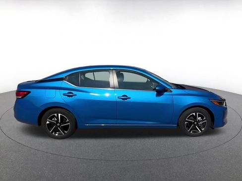 Used 2025 Nissan Sentra SV FWD image 15