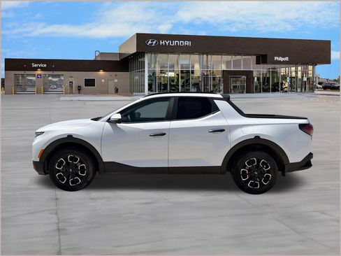 Used 2022 Hyundai Santa Cruz SEL w/ Activity Package FWD image 2