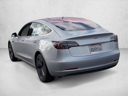 Used 2018 Tesla Model 3 Long Range image 7