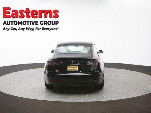 Used 2023 Tesla Model 3 Standard Range image 32