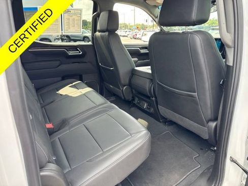Used 2025 GMC Sierra 1500 SLT AWD/4WD image 24