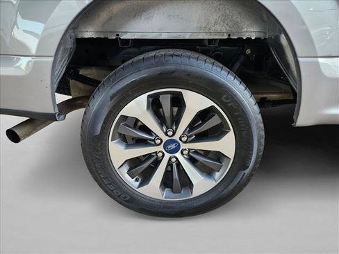 Used 2020 Ford F150 XL w/ Equipment Group 101A Mid AWD/4WD image 19