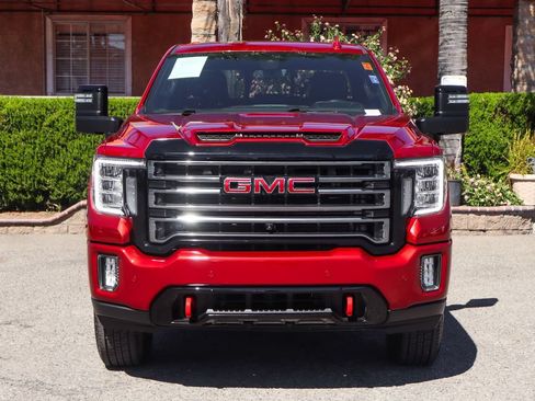Used 2022 GMC Sierra 2500 AT4 w/ AT4 Premium Plus Package AWD/4WD image 3