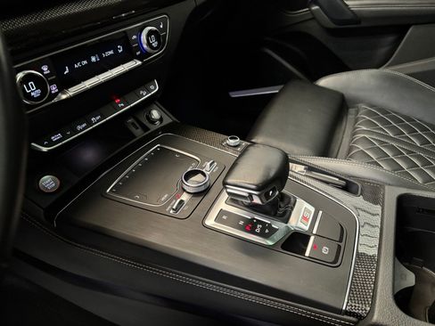 Used 2020 Audi SQ5 Premium Plus w/ Premium Plus Package AWD/4WD image 20