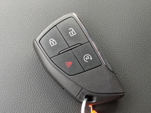 New 2024 Chevrolet Colorado LT w/ LT Convenience Package II image 18