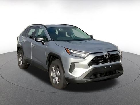 Used 2025 Toyota RAV4 LE image 2