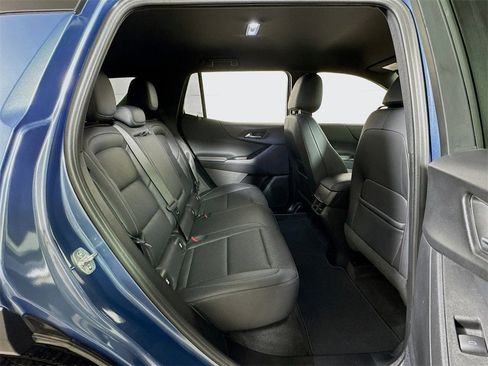 Certified 2025 Chevrolet Equinox LT w/ Convenience Package II image 25