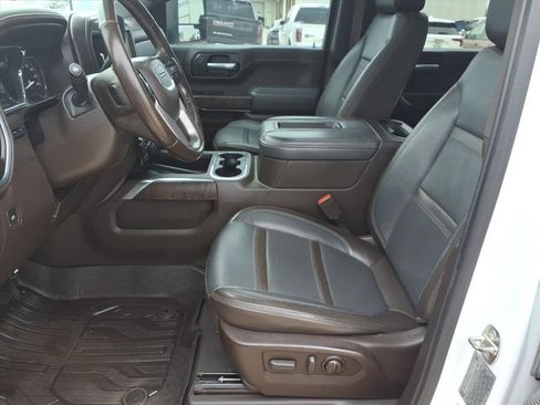 Used 2020 GMC Sierra 3500 Denali w/ Denali Ultimate Package image 15