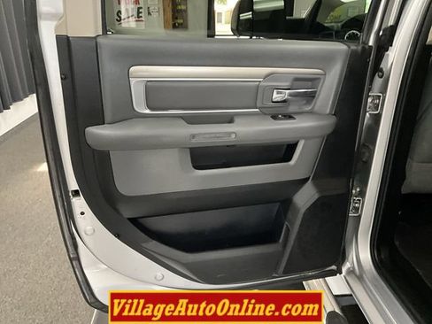 Used 2015 RAM 2500 SLT AWD/4WD image 22