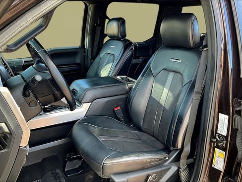 Used 2019 Ford F150 Platinum w/ Equipment Group 701A Luxury image 27