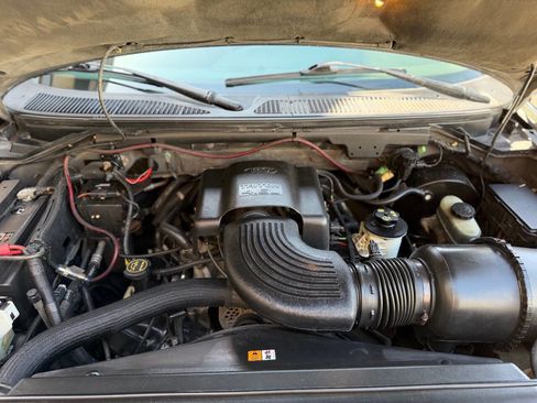 Used 2003 Ford F150 XLT RWD image 22