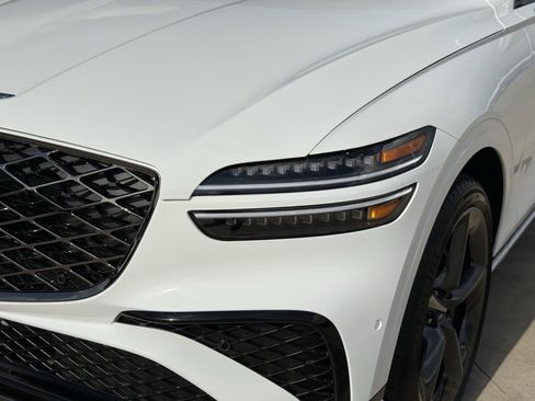 Used 2026 Genesis GV70 3.5T Sport Prestige image 11