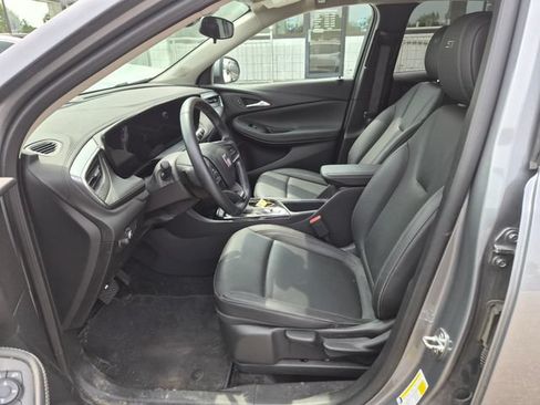 Used 2024 Buick Encore GX Sport Touring AWD/4WD image 13