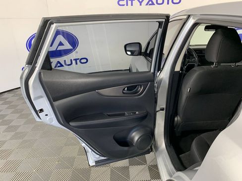 Used 2020 Nissan Rogue Sport S FWD image 29