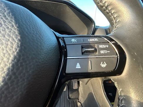 Used 2024 Honda CR-V EX-L image 13