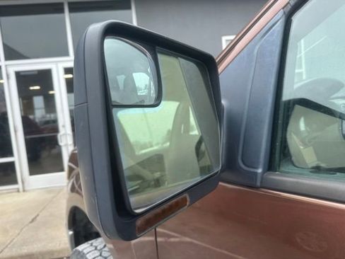 Used 2011 Ford F150 XLT w/ XLT Chrome Pkg image 18