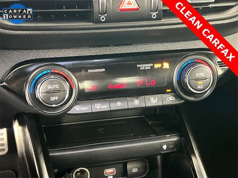 Certified 2024 Kia Forte GT-Line w/ GT-Line Premium Package image 17