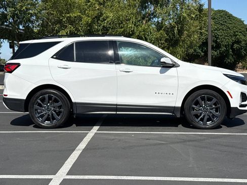 Used 2024 Chevrolet Equinox RS w/ RS Leather Package AWD/4WD image 10