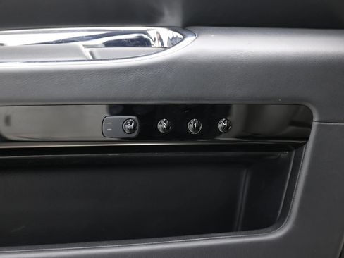 Used 2017 Rolls-Royce Ghost Series II Sedan 4D image 96