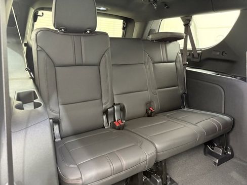 New 2025 Chevrolet Suburban RST w/ RST Capability Package image 29