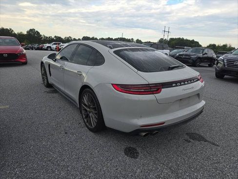 Used 2017 Porsche Panamera 4S AWD/4WD image 9