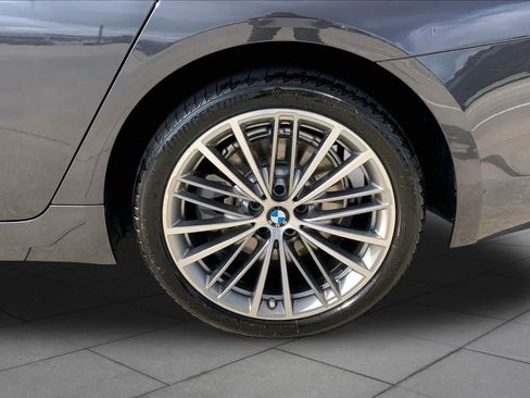 Used 2020 BMW 530i w/ Convenience Package RWD image 11