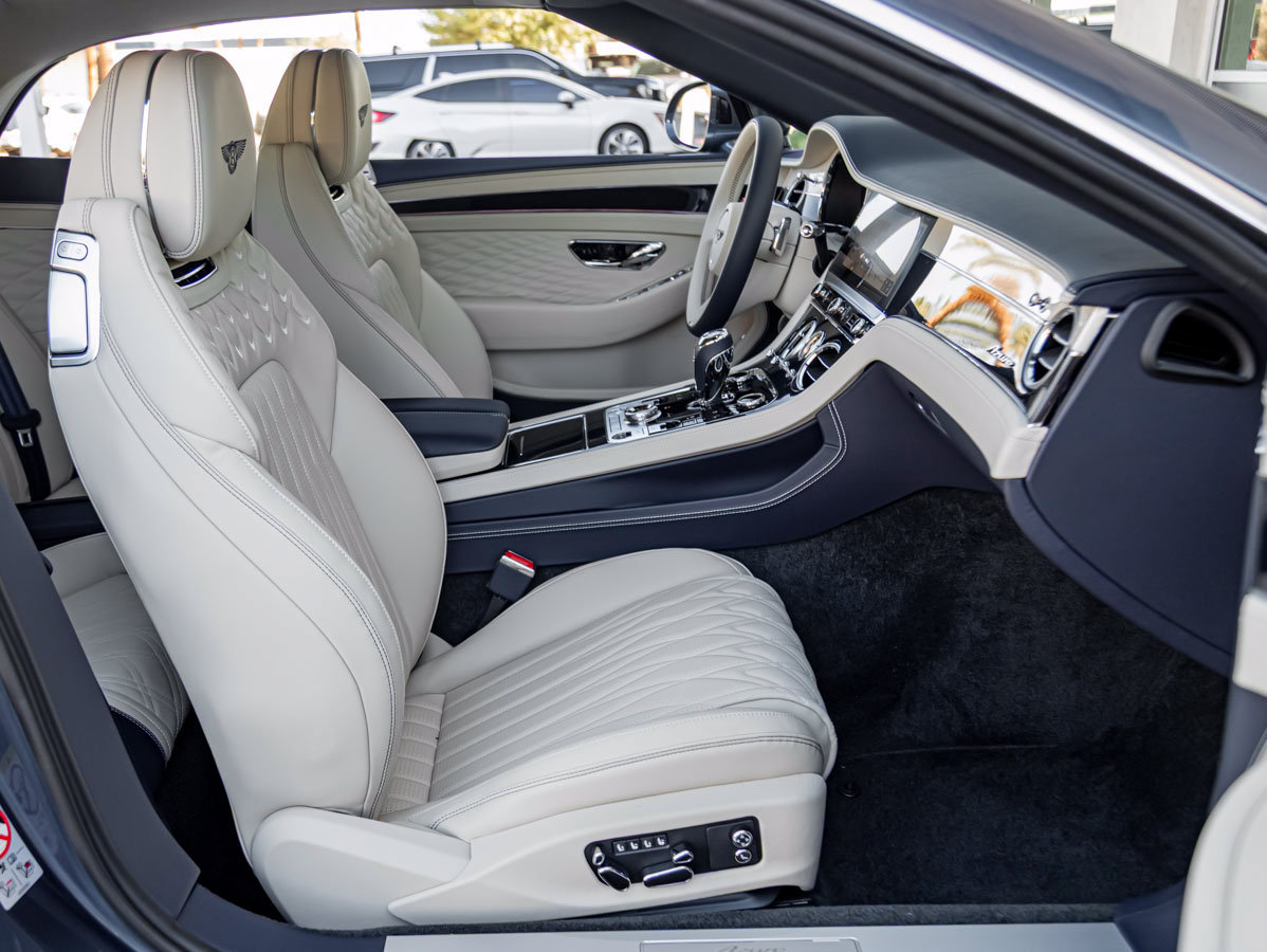 Used 2026 Bentley Continental GT AWD/4WD image 2