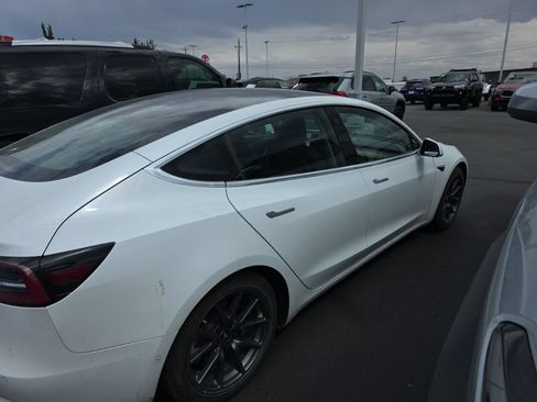 Used 2020 Tesla Model 3 Long Range AWD/4WD image 1