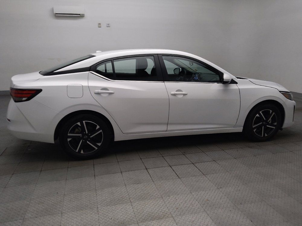 Used 2025 Nissan Sentra SV FWD image 10
