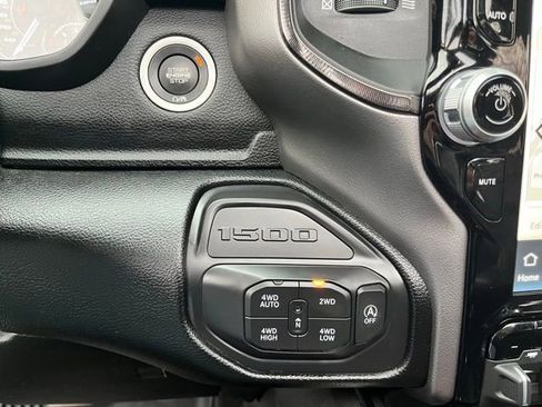Used 2022 RAM 1500 Laramie AWD/4WD image 35