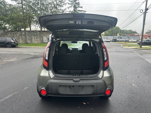 Used 2014 Kia Soul FWD image 6