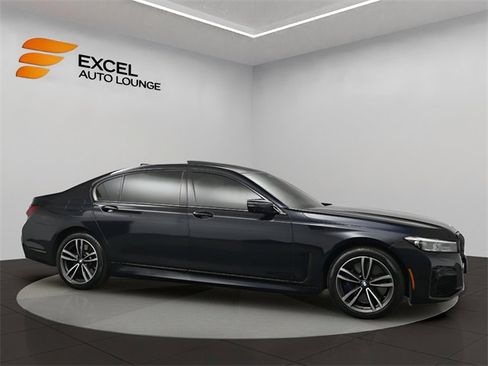Used 2022 BMW 750i xDrive 750i xDrive w/ Executive Package image 7