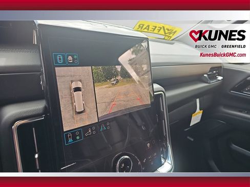 New 2026 GMC Yukon XL Denali w/ LPO, Illumination Package AWD/4WD image 21