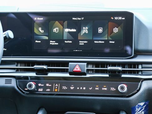 Used 2026 Kia Sportage SX Prestige image 14