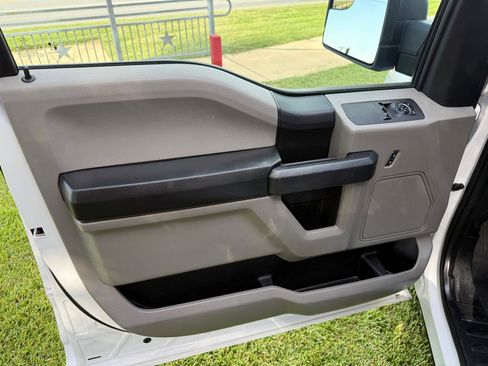 Used 2020 Ford F150 XL w/ Equipment Group 101A Mid AWD/4WD image 15