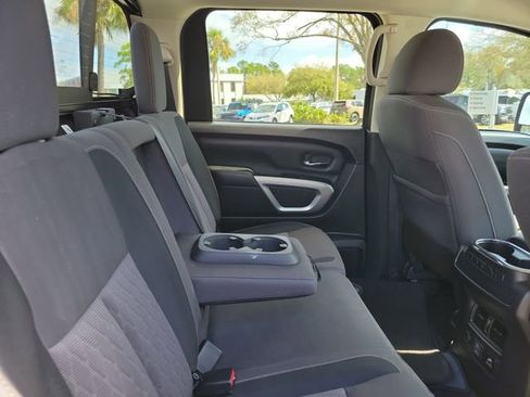 Used 2024 Nissan Titan SV w/ SV Convenience Package RWD image 28