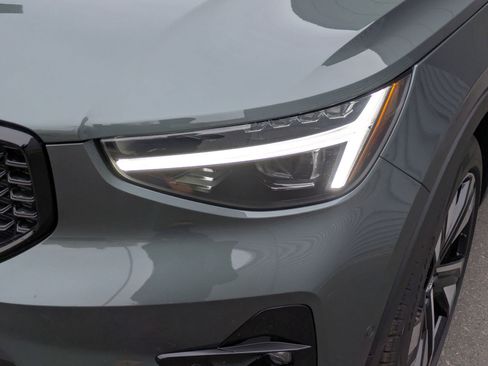 New 2026 Volvo XC40 B5 Ultra w/ Climate Package image 10