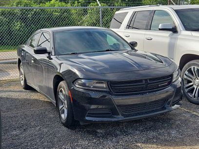Used 2018 Dodge Charger SXT