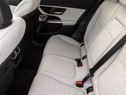 Certified 2026 Mercedes-Benz GLC 300 4MATIC image 25