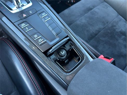 Used 2014 Porsche 911 GT3 w/ Carbon Interior Package RWD image 31