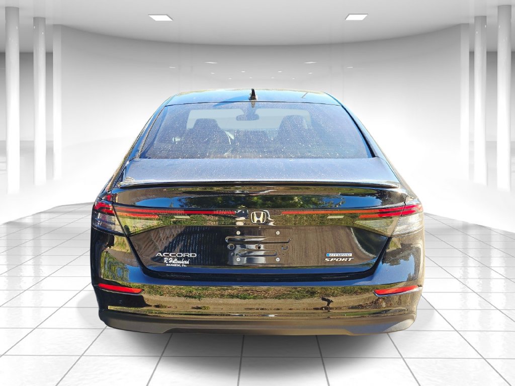 Used 2024 Honda Accord Sport image 4