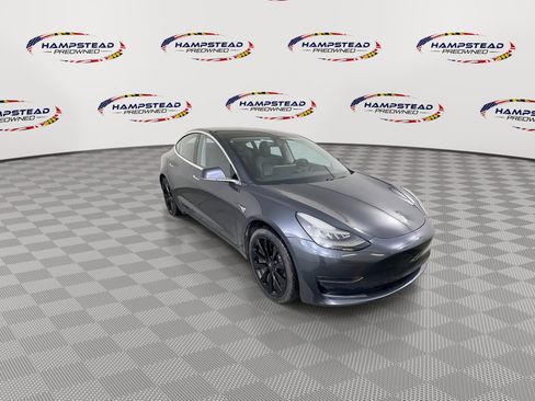 Used 2019 Tesla Model 3 Long Range image 2