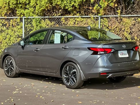 Used 2025 Nissan Versa SR w/ Trunk Package image 6