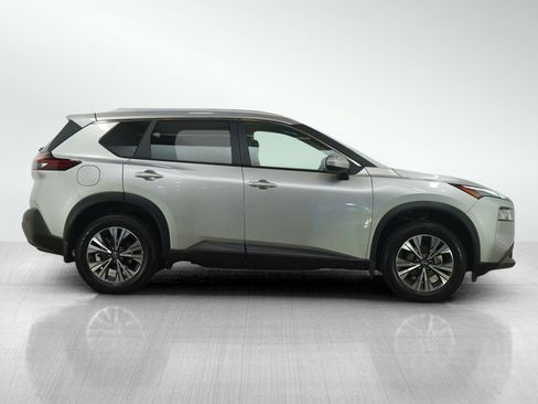 Used 2023 Nissan Rogue SV w/ SV Premium B Package image 6