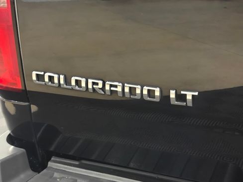 Used 2019 Chevrolet Colorado LT w/ Colorado RST Special Edition AWD/4WD image 46