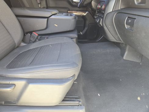 Used 2019 Chevrolet Silverado 1500 LT image 13