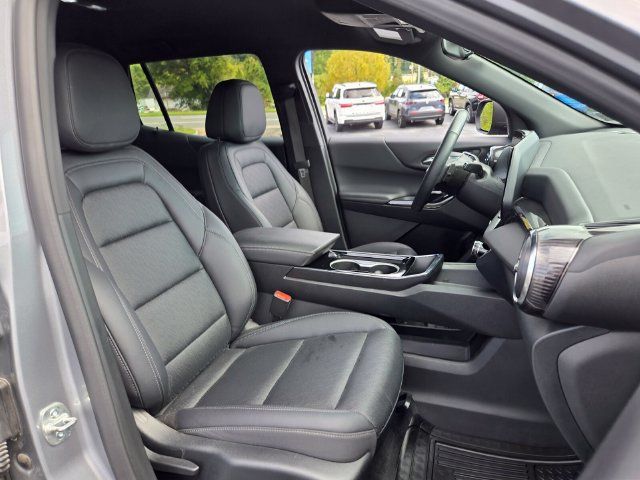 Used 2025 Chevrolet Equinox LT w/ Convenience Package II FWD image 21