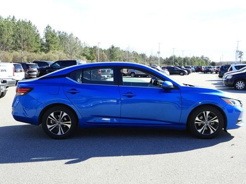 Used 2023 Nissan Sentra SV image 4