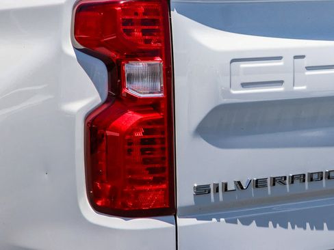 Used 2020 Chevrolet Silverado 1500 LT w/ All-Star Edition RWD image 11